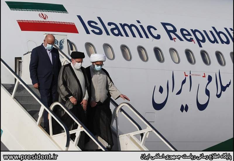 رئیس جمهور وارد بوشهر شد