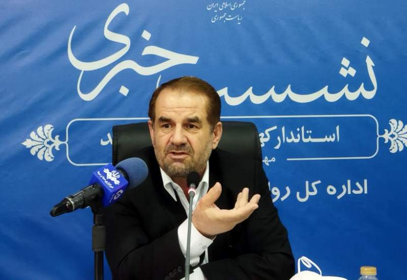 احمدزاده استاندار کهگیلویه و بویراحمد: من این جمله زشت که مدیران گذشته را جارو می‌کنم، نگفتم / بنا دارم همه مدیران آینده را از درون استان کهگیلویه و بویراحمد انتخاب کنم / اختیارم را دست کسی نمی‌گذارم / بنده به نقد رسانه‌ها احتیاج دارم / مرا با نقدهایتان له و لورده  کنید / والله قسم شکایت نمی‌کنم