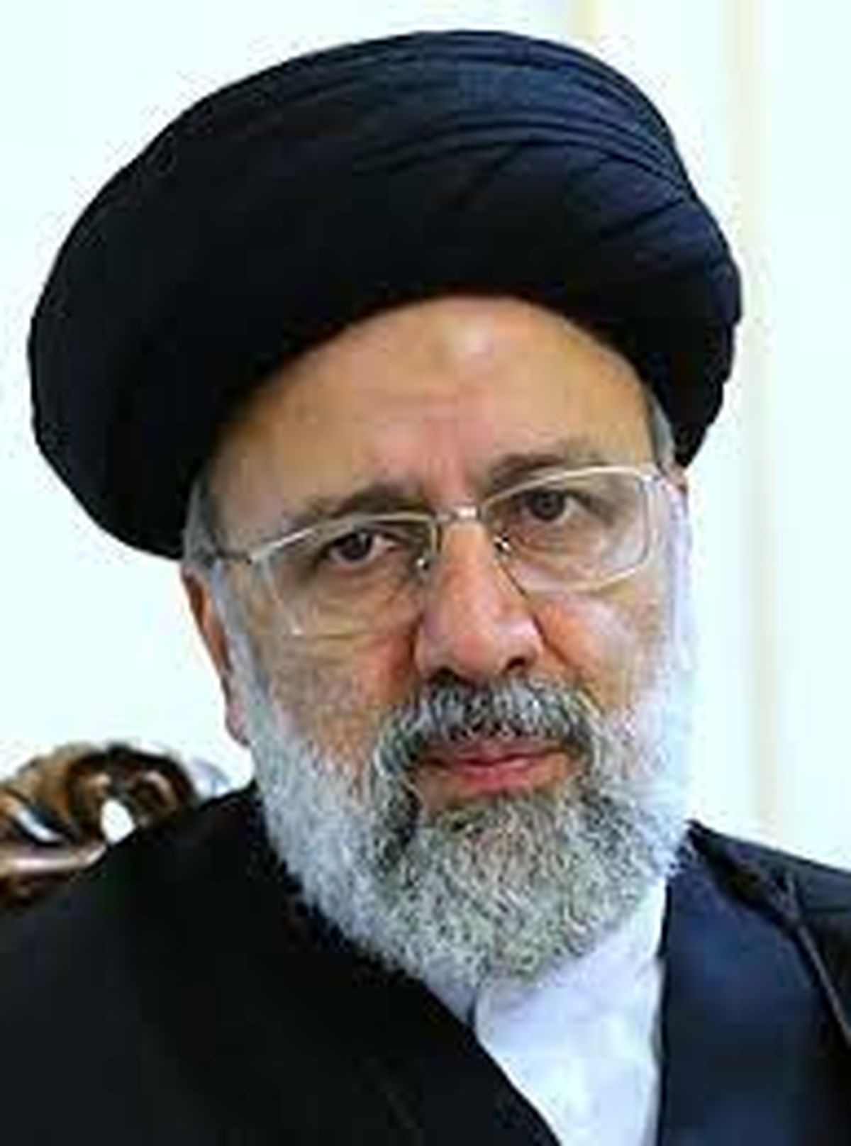 نامه هشدار تند بسیج دانشجویی به رئیسی : مردم تحمل همه این گرانی ها را ندارند ، کشور دچار آشوب می شود