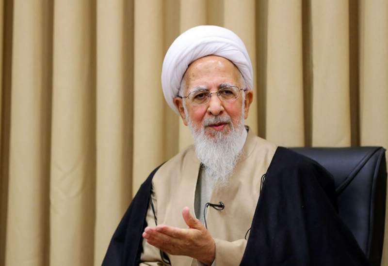 آیت‌الله جوادی‌آملی: برای حفظ نظام باید جلوی دزدی‌ها و غارت‌ها گرفته شود