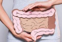 ۹ نشانه سرطان روده بزرگ که نباید نادیده بگیرید