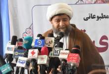 (فیلم) انتقاد تند امام جمعه شیعیان کابل از نمایندگان مجلس ایران: اگر بیل زن هستید باغچه‌های خودتان را بیل بزنید  <img src="/images/video_icon.png" width="11" height="10" border="0" align="top">