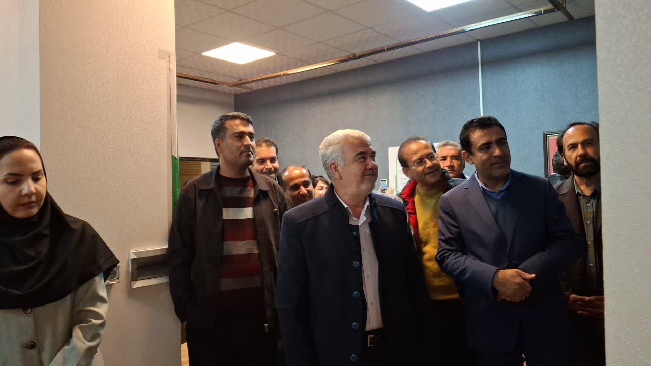 هفدهمین جشنواره هنرهای تجسمی فجر در کهگیلویه و بویراحمد آغاز شد / فتاح محمدی: مقابله با شبیخون فرهنگی نیازمند رویکردهای فرهنگی است / با برخورد نظامی و سخت نمی‌توان کار فرهنگی کرد