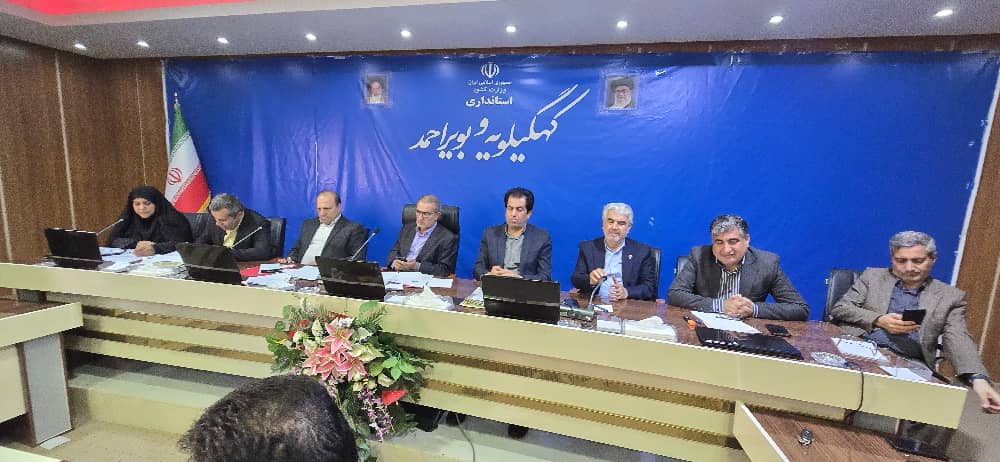 رحمانی: کم‌آوردن واحدهای حقوقی ادارات در مقابل پیمانکاران /  انتظارات مردم از دولت وفاق ملی باید در یک چارچوب همدلی برآورده شود / جذب بیش از هزار میلیارد تومان اعتبار ملی برای پروژه‌های آب در استان کهگیلویه و بویراحمد / هیچ دستگاهی حق ندارد بدون هماهنگی حساب‌های دستگاه‌ها را مسدود کند /  انتصاب یک معاون بانو در دستگاه‌های اجرایی ضروری است / 