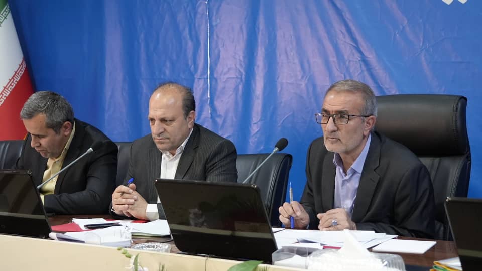 رحمانی: کم‌آوردن واحدهای حقوقی ادارات در مقابل پیمانکاران /  انتظارات مردم از دولت وفاق ملی باید در یک چارچوب همدلی برآورده شود / جذب بیش از هزار میلیارد تومان اعتبار ملی برای پروژه‌های آب در استان کهگیلویه و بویراحمد / هیچ دستگاهی حق ندارد بدون هماهنگی حساب‌های دستگاه‌ها را مسدود کند /  انتصاب یک معاون بانو در دستگاه‌های اجرایی ضروری است / 
