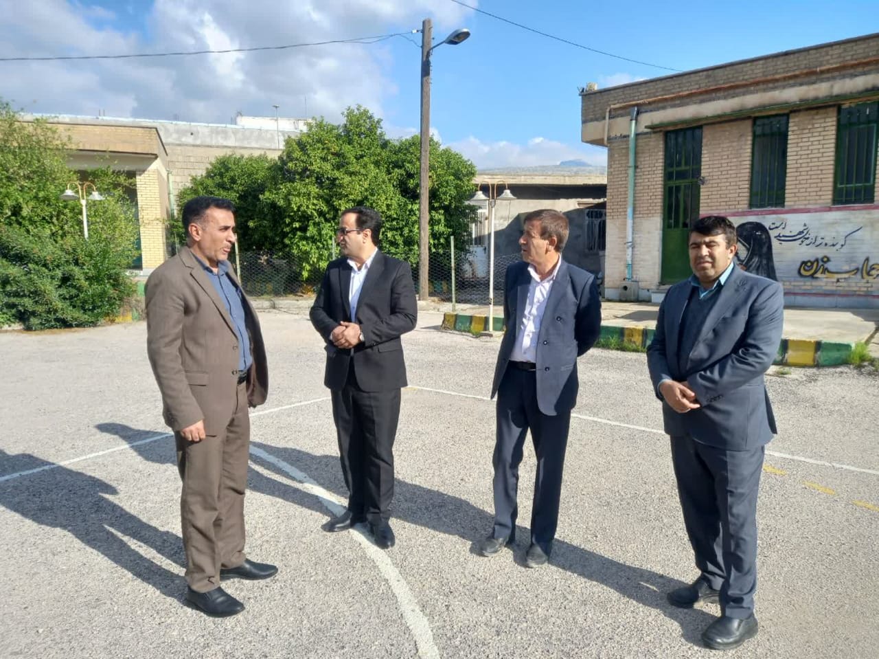 تصاویر | بازدید سرزده مدیرکل آموزش و پرورش از ستادهای اسکان نوروزی کهگیلویه و گچساران
