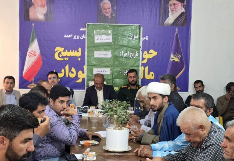 عکس |بحران آب و هجوم ملخ در لوداب/ضرورت مشارکت همگانی برای مقابله  <img src="/images/picture_icon.png" width="11" height="10" border="0" align="top">