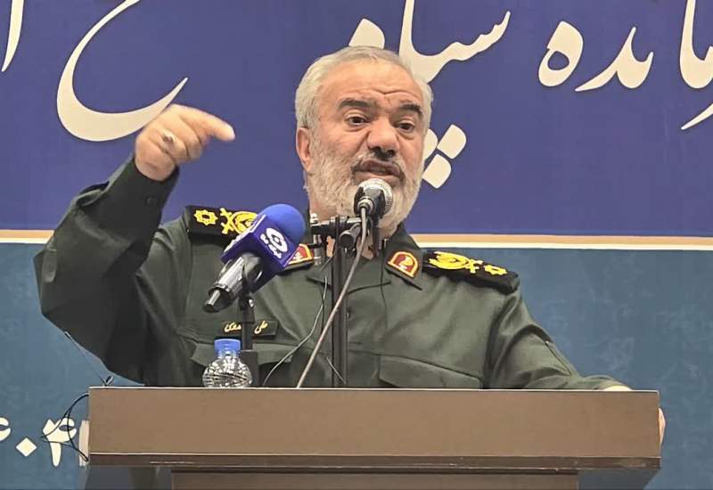 سردار فدوی در یاسوج: اگر امروز دشمن دچار اشتباه محاسباتی شود، نتیجه‌ای جز شکست در انتظارش نخواهد بود / بندگان خدا تنها موظف به انجام تکلیف هستند و نتیجه را خداوند تعیین می‌کند / آمریکا یک روز هم بدون دشمنی با ما سر نکرده است / صحنه خلیج فارس هنوز از شکست‌های آمریکا خالی نشده است!