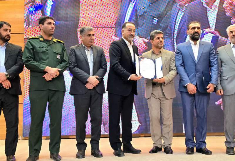 تصاویر | آیین تکریم و معارفه مدیرکل ورزش و جوانان کهگیلویه و بویراحمد برگزار شد / وداع با دهقان، آغاز کار پارسایی در ورزش و جوانان کهگیلویه و بویراحمد / دستاوردها و گلایه‌های دهقان در مراسم خداحافظی از ورزش کهگیلویه و بویراحمد / در ۳۸ ماه خدمت، سرانه ورزشی استان را از ۹۸ به ۱۰۶ سانتی‌متر مربع رساندیم / فتاح محمدی: پروژه‌های ورزشی نیمه‌تمام، عمر مفید خود را از دست داده‌اند / کهگیلویه و بویراحمد از نظر منابع انسانی غنی، اما از نظر زیرساخت فقیر است / پارسایی: همه جغرافیای استان در کانون توجه توسعه ورزش قرار خواهد گرفت  <img src="/images/picture_icon.png" width="11" height="10" border="0" align="top">