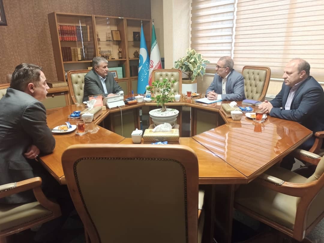 تصاویر | دیدار استاندار کهگیلویه و بویراحمد با رئیس سازمان انرژی اتمی ایران
