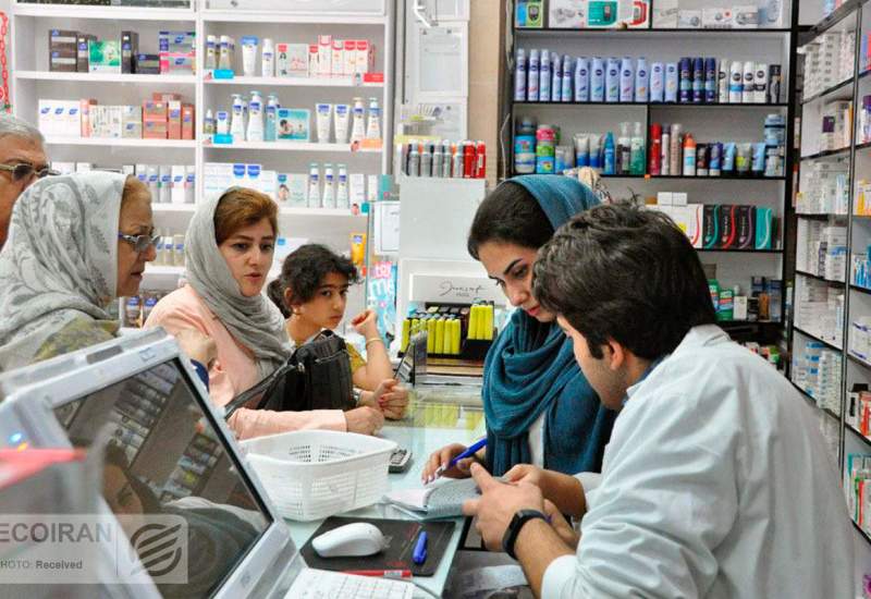 کمبود شیرخشک و نوسانات دارو / افزایش مصرف شیرخشک با کاهش نرخ زاد و ولد؛ دلایل چیست؟  / بلاگرهای دارویی و فروش آنلاین؛ عامل تشدید بحران داروهای تقلبی؟