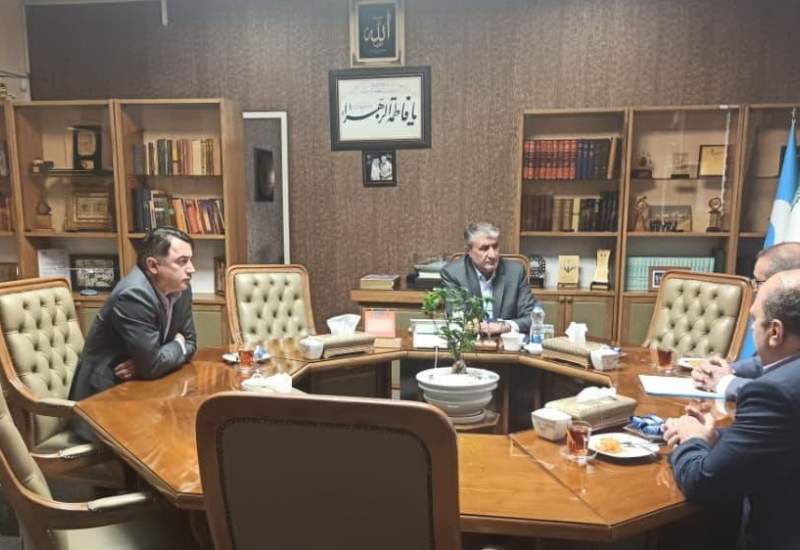 تصاویر  |  دیدار استاندار کهگیلویه و بویراحمد با رئیس سازمان انرژی اتمی ایران
