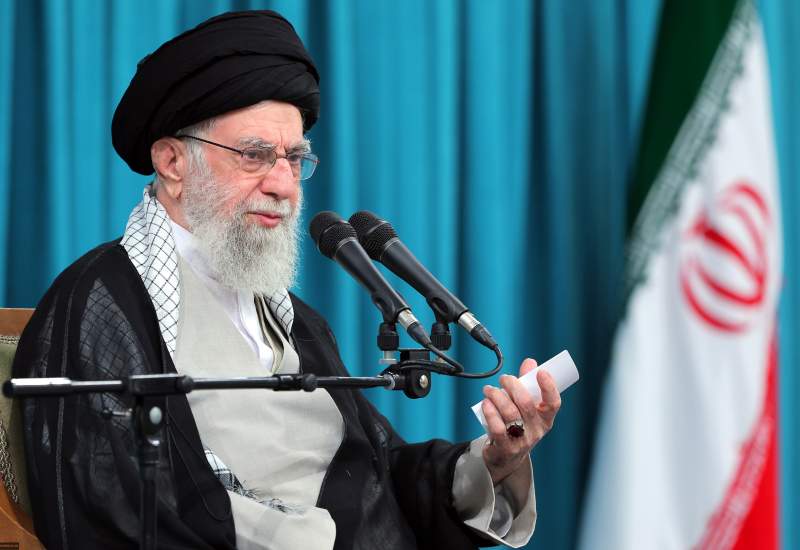 رهبر انقلاب: رژیم صهیونی باید منتظر مجازاتی سخت باشد / دست قدرتمند نیروی مسلح جمهوری اسلامی او را رها نخواهد کرد باذن‌الله / در حملات دشمن، تنی چند از فرماندهان و دانشمندان به شهادت رسیدند؛ جانشینان و همکاران آنان بی‌درنگ وظائف خود را پی خواهند گرفت انشاء‌الله / رژیم صهیونی با این جنایت، برای خود سرنوشت تلخ و دردناکی تدارک دید و آن را قطعاً دریافت خواهد کرد