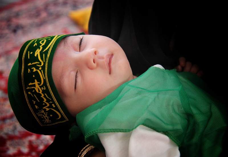 برگزاری مراسم شیرخوارگان حسینی کهگیلویه‌ و بویراحمد در روز اول محرم