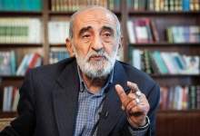 حمله شریعتمداری به پزشکیان به بهانه مصاحبه با تاکر کارلسون؛ چرا گفتید مراجع علیه فرد خاصی فتوا نداده‌اند؟