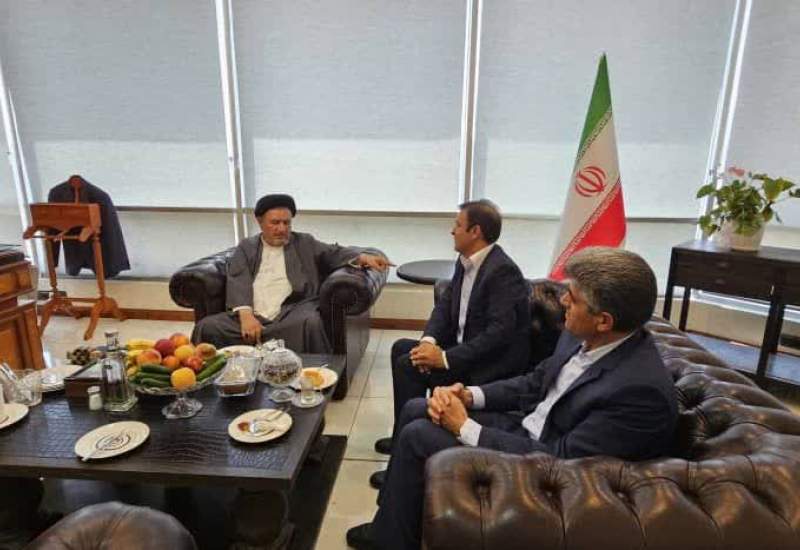 دیدار سرپرست شرکت شهرک‌های صنعتی کهگیلویه و بویراحمد با نماینده مردم کهگیلویه بزرگ