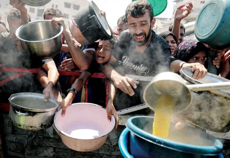 چشمان گودرفته و پوستِ چسبیده به استخوان کودکان غزه، روایتی از یک قحطی یا کمبود ناشی از شرایط جنگی نیست؛ تصویر عریان یک سلاح است