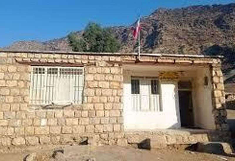 مدارس سنگی در کهگیلویه و بویراحمد؛ آیا دولت می‌تواند این میراث محرومیت را برچیند؟