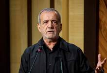 پزشکیان: من و خانواده‌ام معتقد به حجاب هستیم/ باید مانع برهنگی و افرادی که آن را ترویج می‌کنند، شد