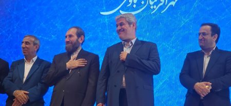 همایش مهرآفرینان باوی با حضور غلامرضا تاجگردون برگزار شد / رقیب تاجگردون هم آمد / حسینی بحرینی در همایش تاجگردون چه میخواست؟