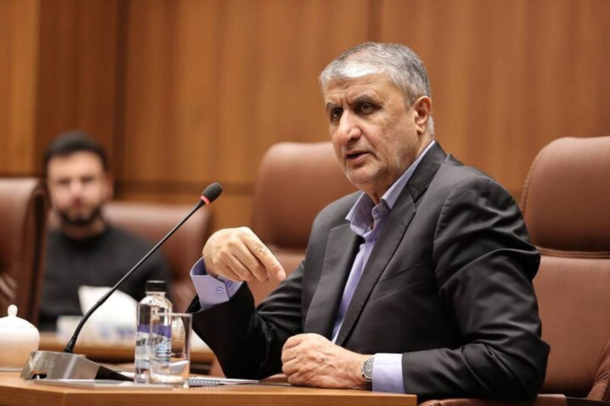 رئیس سازمان انرژی اتمی: ۲ بازرس آژانس با مجوز دبیرخانه شورای عالی امنیت ملی به ایران سفر کردند / جلساتی میان وزارت خارجه و آژانس برای فرایندی که باید اتفاق بیفتد تشکیل شده، نشست سوم هم در پیش است/ مشکل اساسی شخص [گروسی] است، او تحت تأثیر نظام سلطه عمل می‌کند/ [فعال‌سازی] مکانیسم ماشه موضوع جدیدی نیست و آن را از قبل پیش‌بینی می‌کردیم