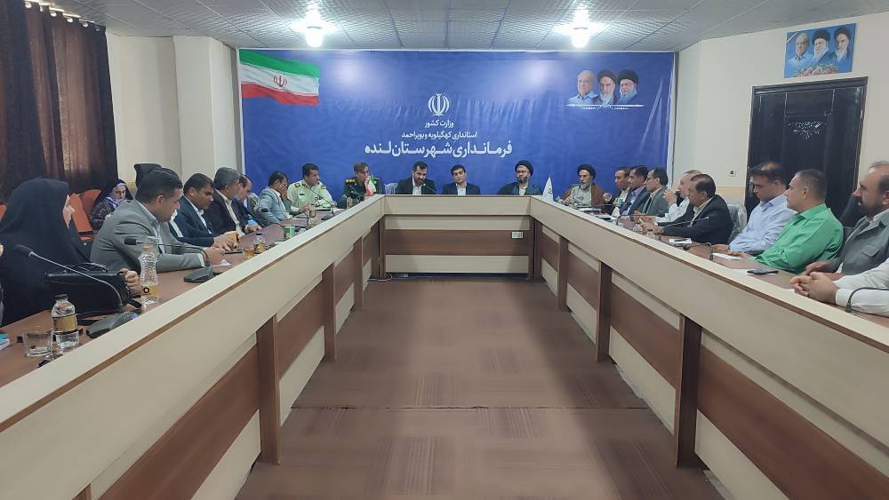 فرماندار لنده: روند توزیع آرد در سطح شهر اشکالاتی دارد و باید اصلاح شود / ورود دستگاههای نظارتی ضروری است