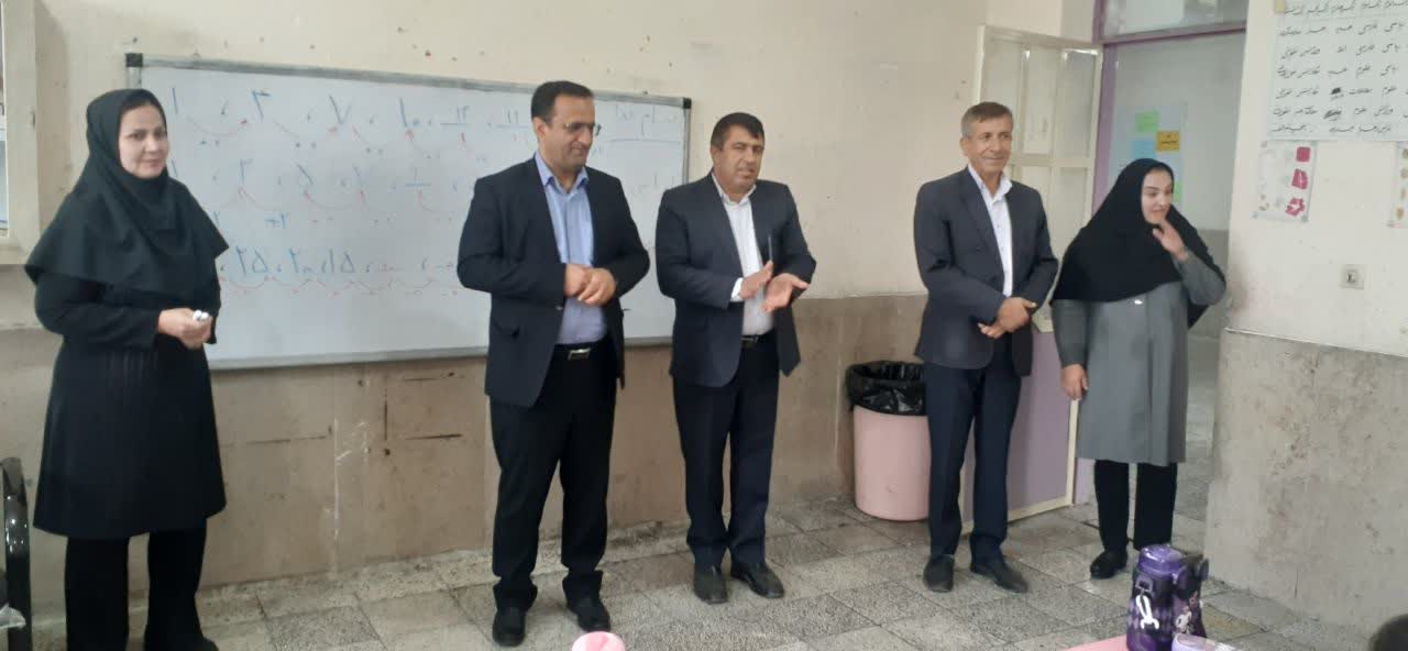 آغاز مانور بازگشایی مدارس در کهگیلویه و بویراحمد / اعلام زمان برگزاری جشنهای آغاز سال تحصیلی / حضور مدیرکل در دبستان شاهد یاسوج