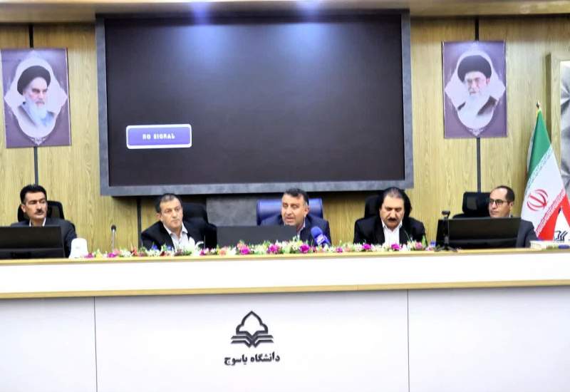 محمد بهرامی در پاسخ به سؤالی در خصوص حذفش از هیئت رئیسه کمیسیون انرژی: در انتخابات هیئت رئیسه اجلاسیه دوم کمیسیون انرژی، به دلیل برخی جلسات و شرایط پیش‌آمده شرکت نکردم / در طراحی شکل‌گیری هیئت رئیسه جدید نقش مؤثری داشتم / پاسخ نماینده به اتهام تبعیض در بودجه‌ها و انتصابات دانشگاه علوم پزشکی یاسوج / برخی ساختارها نیازمند بازگشت به مسیر اصلی خود هستند / آرای ما در مجلس شفاف است