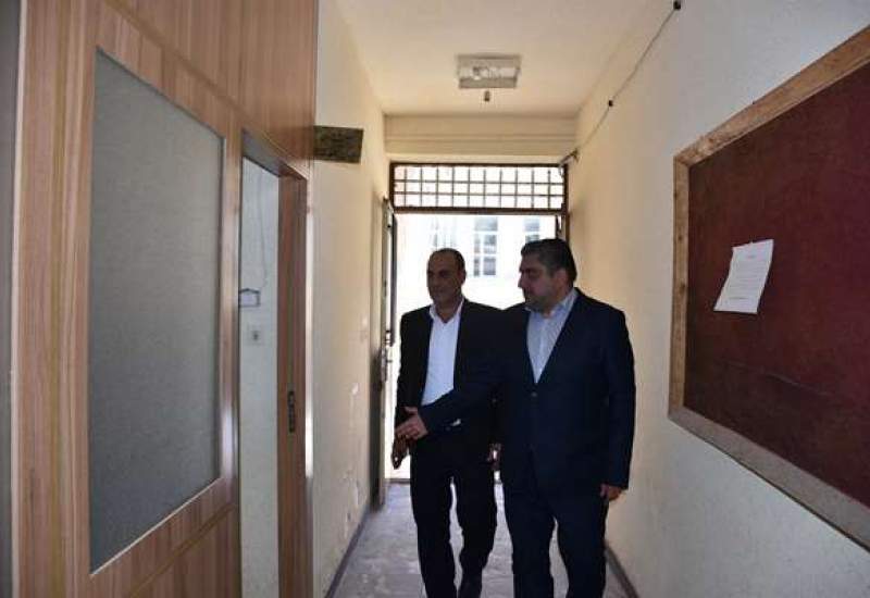 بازدید سرزده بازرس کل قضایی کهگیلویه و بویراحمد از اداره کل آموزش و پرورش استان