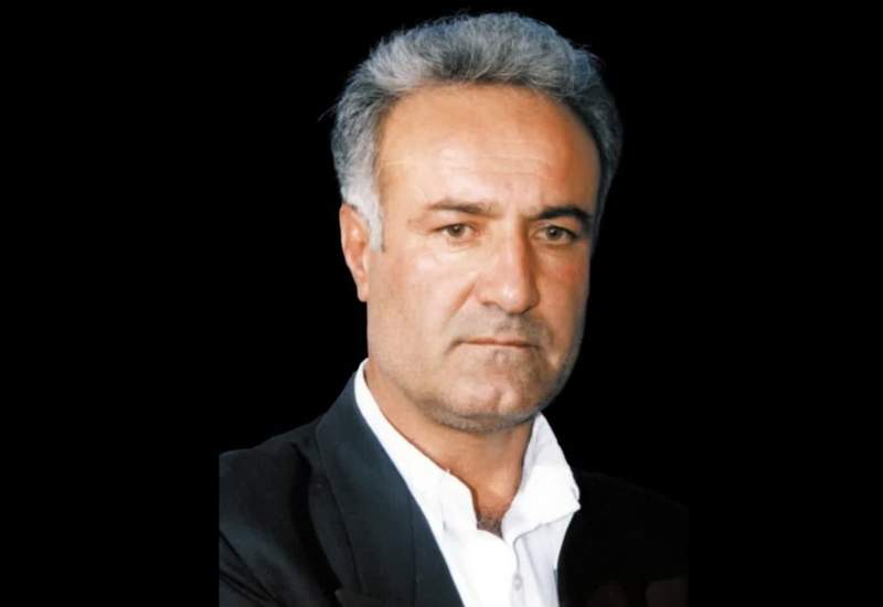 لاهوتی، سیاست‌مداری که همچنان در ذهن‌ها راه می‌رود