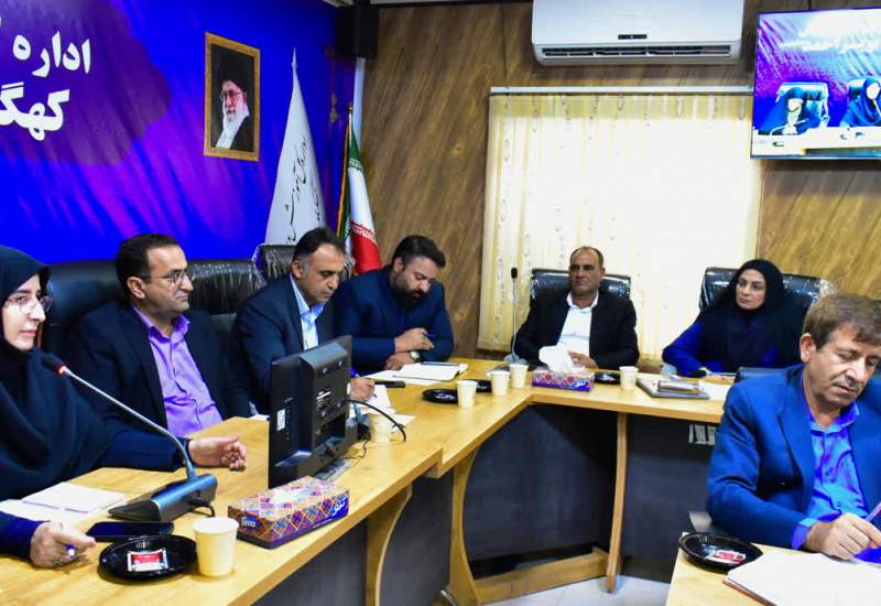 هشدار معاون وزیر در یاسوج: تجربه تلخ کمبود معلم نباید تکرار شود / هیچ دانش‌آموزی نباید از تحصیل بازبماند / پیش‌دبستانی در حاشیه؛ عدالت آموزشی قربانی نگاه غیردولتی؟