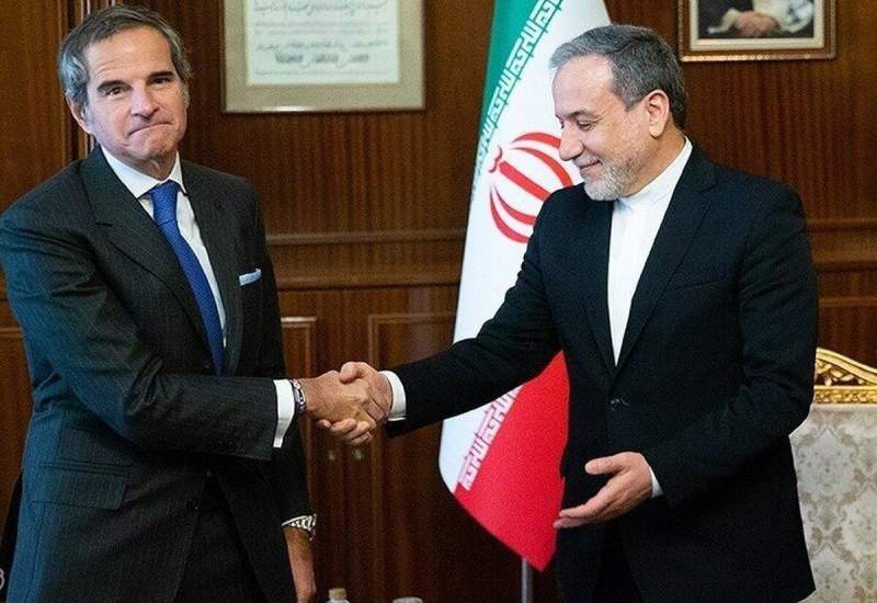 ایران و آژانس انرژی اتمی با یکدیگر به توافق رسیدند / آیا مکانیسم ماشه پرید؟ /۲ بازرس آژانس اسناد محرمانه ایران را خارج کردند که نقض پروتکل‌های امنیتی ما محسوب می‌شود / عراقچی: ملت ایران اعمال جنایتکارانه را هرگز نه فراموش خواهد کرد و نه خواهد بخشید