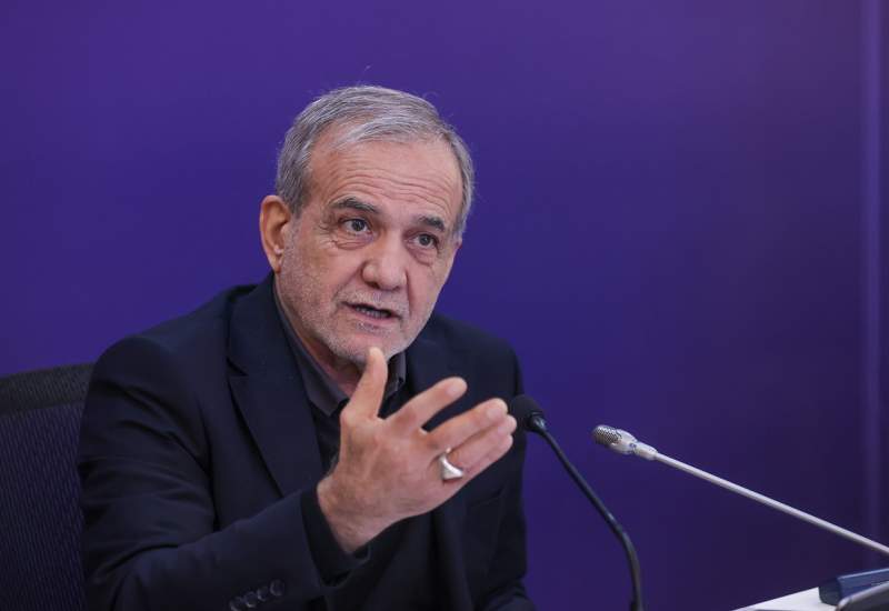 پزشکیان: باید بازنشستگان و نیازمندان بهترین خدمات درمانی را دریافت کنند