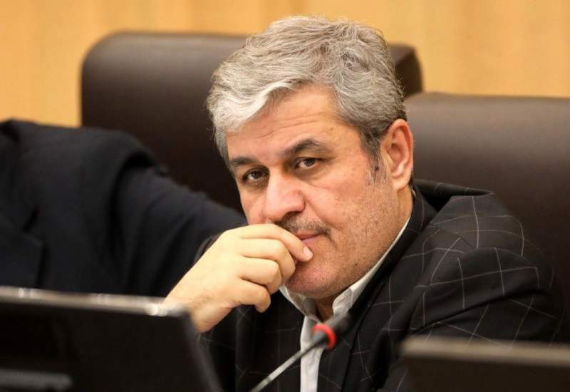 غلامرضا تاجگردون بر لبه تیغ؛ از عام‌گرایی و وحدت تا خاص‌گرایی و انشقاق اجتماعی