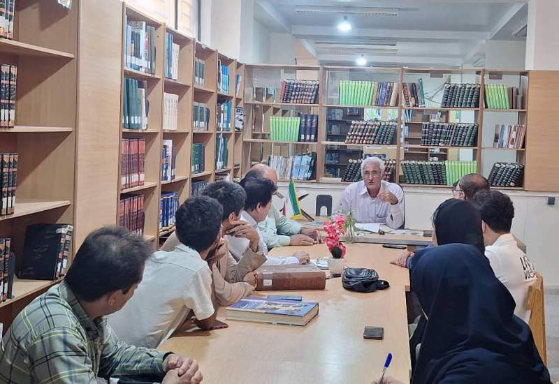 محفل ادبی «آینه خیال» در دهدشت به مناسبت روز شعر و ادب فارسی برگزار شد