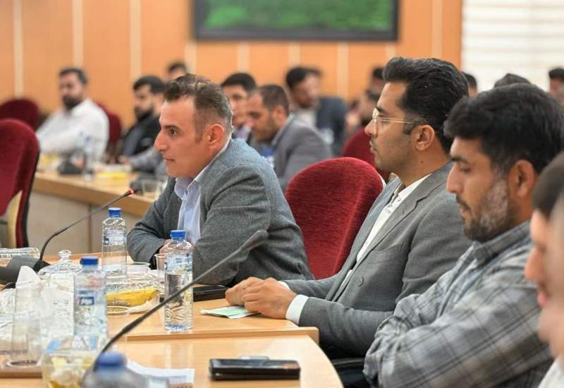 مومنی تبار: مرکز آزادگان پارک علم و فناوری یاسوج همچنان نیمه‌تمام مانده است