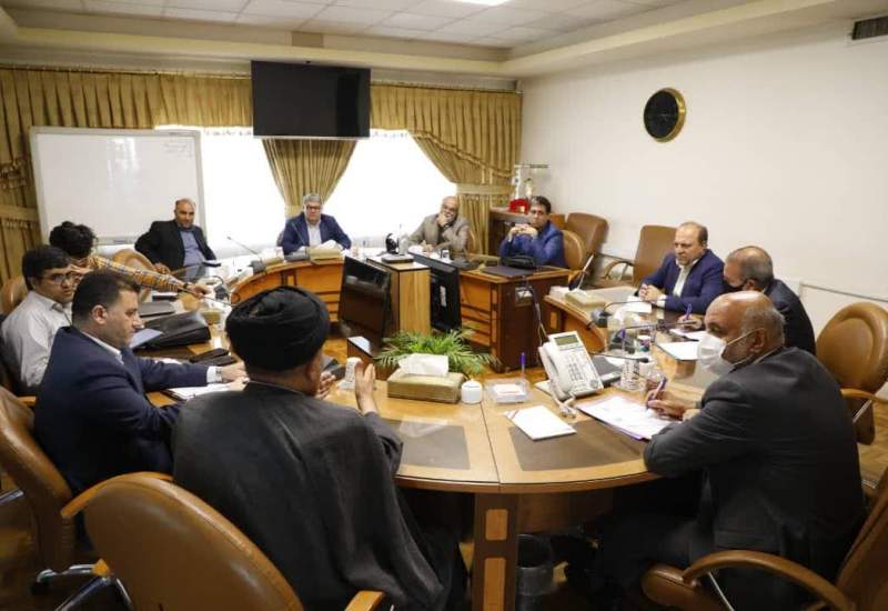 گزارش دیدار سیدمحمد موحد، استاندار و مدیرکل کار با وزیر تعاون، کار و رفاه اجتماعی / آیین نامه های سلیقه ای بومی‌گزینی در کانون انتقادات نماینده کهگیلویه بزرگ؛ سیدمحمد موحد خواستار اصلاح شد