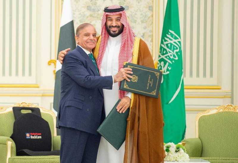پیمان دفاعی عربستان و پاکستان چگونه ژئوپلیتیک منطقه را دگرگون می‌کند؟ / این پیمان می‌تواند پای پاکستان را به رقابت های منطقه‌ای عربستان با ایران باز کند