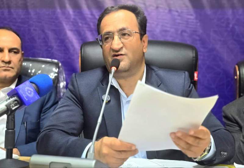 ایوب رضایی، مدیرکل آموزش و پرورش کهگیلویه و بویراحمد: امسال کلاس درسی بدون معلم و دانش‌آموزی بدون کتاب وجود ندارد / در دوره‌های پیشین، گاه استانداری کمتر در جلسات شورای آموزش و پرورش شرکت می‌کردند، اما در این دوره، آقای رحمانی واقعاً پای کار هستند