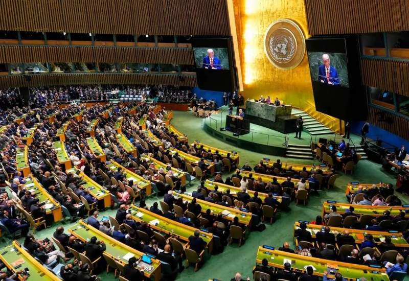 تصاویر|  روز نخست، در مجمع عمومی سازمان ملل چه گذشت؟ متن و حاشیه هشتادمین نشست مجمع عمومی سازمان ملل متحد  <img src="/images/picture_icon.png" width="11" height="10" border="0" align="top">