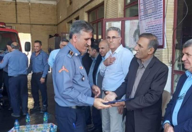 دیدار شهردار و شورای اسلامی شهر دوگنبدان با آتش‌نشانان(+تصاویر)  <img src="/images/picture_icon.png" width="11" height="10" border="0" align="top">