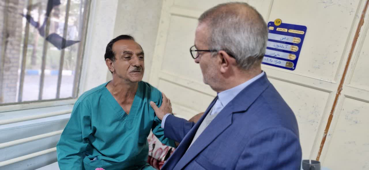 استاندار کهگیلویه و بویراحمد از بیمارستان سلمان یاسوج بازدید و بر رسیدگی به مشکلات آن تأکید کرد