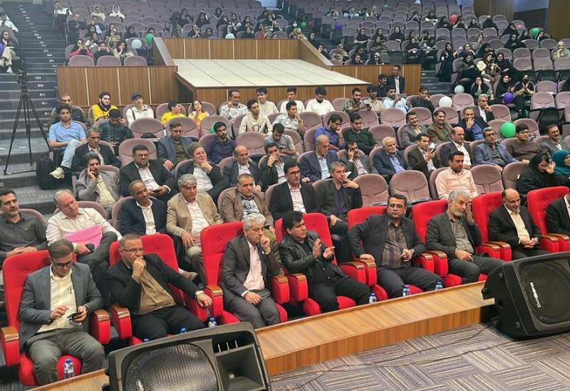 فیلم و تصاویر | بزرگداشت حافظ شیرازی در دانشگاه یاسوج / رئیس انجمن آثار و مفاخر فرهنگی ایران: حافظ؛ شاهراه حکمت و معرفت، نه جدایی و طلاق ظاهری / جوانان از این گنجینه ادبی برای کسب دانایی بهره ببرند / درخشان: هیچ قدرتی نمی‌تواند مانع پیشتازی فرهنگ و زبان ایرانی در عرصه جهانی شود  <img src="/images/video_icon.png" width="11" height="10" border="0" align="top">