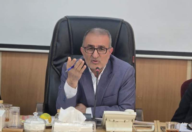 استاندار کهگیلویه و بویراحمد: تعارفات، دوست بازی و فامیل بازی را تا جایی که می توانیم کم کنیم / در انتصابات شایسته سالاری را در اولویت قرار دهیم