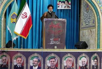 امام جمعه یاسوج: قدرت بازدارنده پهپادی و موشکی، دشمن را وادار به پذیرش توافق کرد / لزوم هوشیاری در برابر بدعهدی‌ها