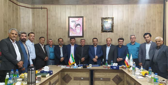 نشست شورای شهر دوگنبدان با مدیرکل امور مالیاتی کهگیلویه و بویراحمد برگزار شد