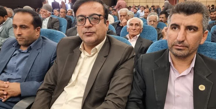مراسم تودیع و معارفه فرمانداران سابق و جدید شهرستان دنا برگزار شد