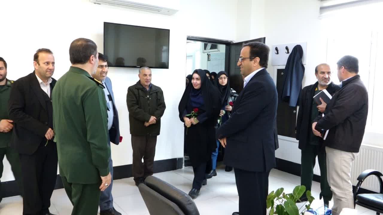 تصاویر | دیدار مدیرکل آموزش و پرورش کهگیلویه و بویراحمد با جانشین سپاه فتح / ایوب رضایی در خصوص انگشتر اهدایی رهبر انقلاب چه گفت؟