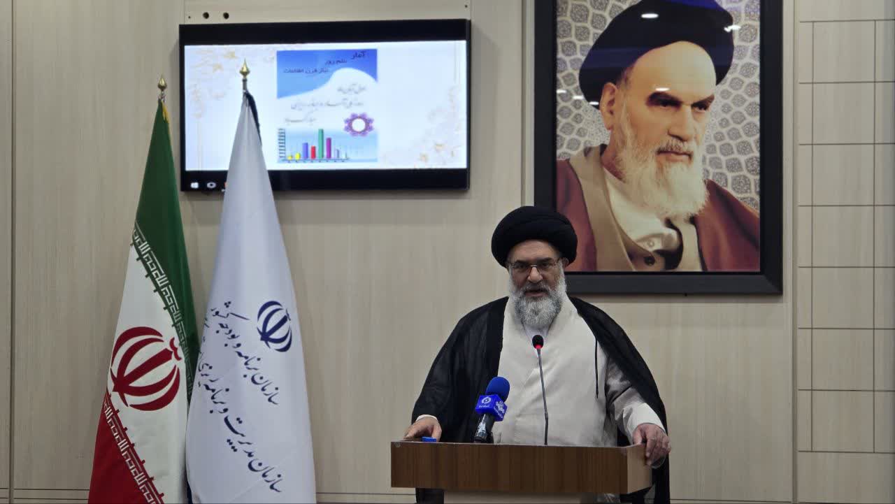 آیتالله حسینی در جشنواره شهید رجایی: بر سر سفره شهدا نشستهایم / انتخاب نادرست مدیران، آغاز خطاها و تضییع بیتالمال / چه طرحهایی اجرا شده که از اساس غلط بودهاند! / چه هزینههایی صرف شده که مصداق تضییع بیتالمال است! / چه تصمیماتی گرفته شده که به دلیل نبود تخصص و مهندسی دقیق، ناکارآمد بوده است! / مصرف انرژی ما برابر با کشوری با جمعیت ۴۰۰ تا ۵۰۰ میلیون نفر است
