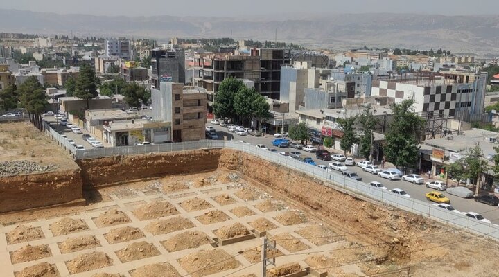 مجتمع تجاری یاسوج در محاصره فنس‌ها گرفتار است / تراژدی ۷ ساله یک پروژه